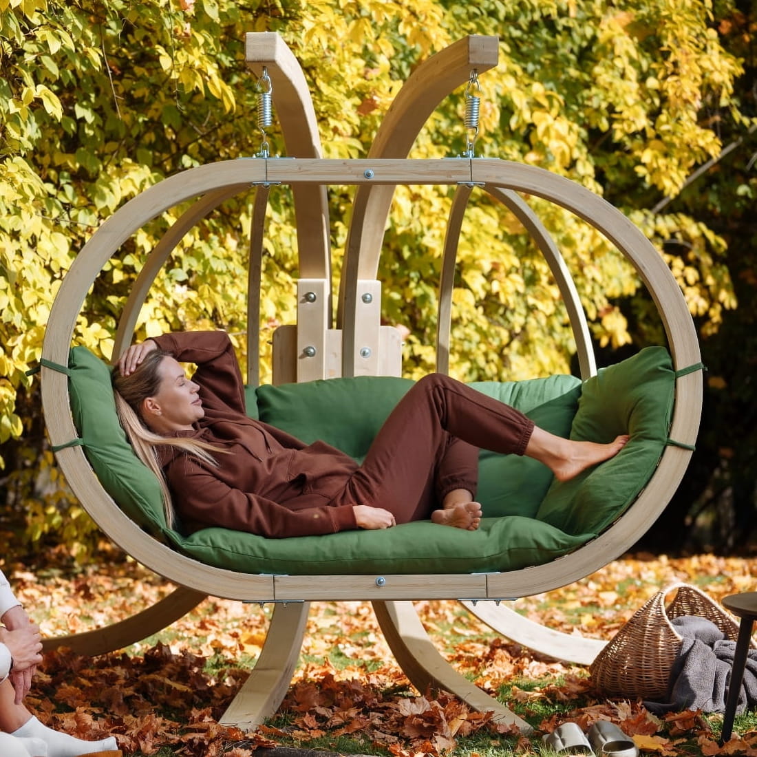 Fotel wiszący Swing Pod XL Fotel wiszący Swing Pod XL od firmy Czillo to luksuso